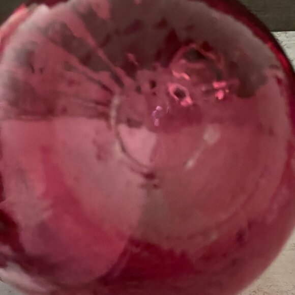 Vintage Studio Art Glass Handblown Red Swirled Applied Handle 7" Pitcher 40oz - Picture 6 of 6